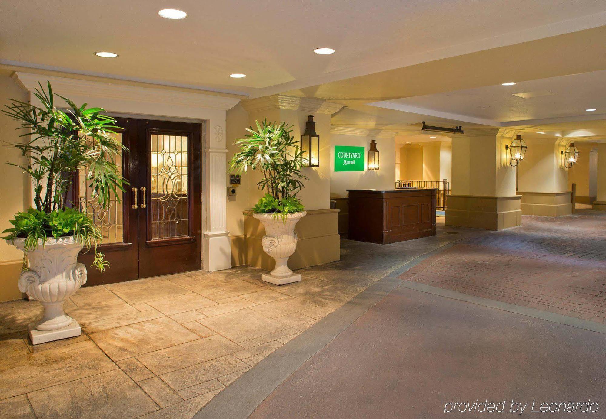 Courtyard By Marriott New Orleans French Quarter/Iberville Exterior foto