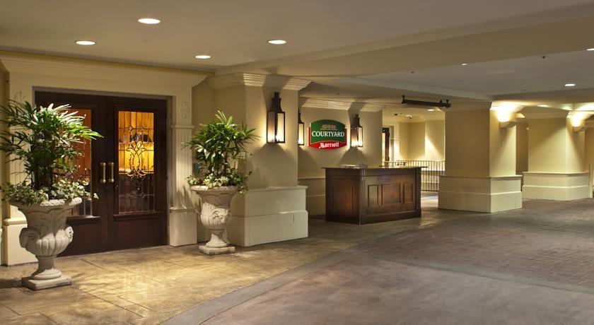 Courtyard By Marriott New Orleans French Quarter/Iberville Exterior foto